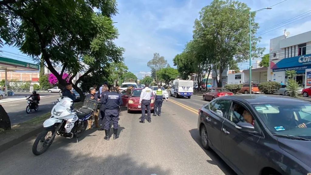 Accidente en Morelia deja a una mujer lesionada