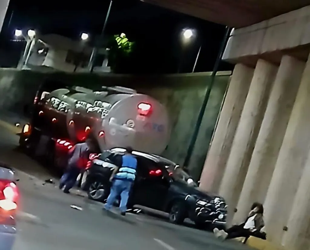 Accidente en túnel del Distribuidor Vial Salida a Salamanca: deja herida a adulta mayor en Morelia