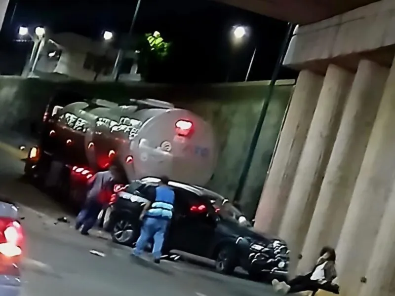 Accidente en túnel del Distribuidor Vial Salida a Salamanca: deja herida a adulta mayor en Morelia