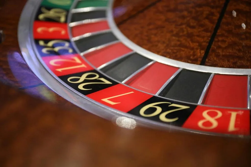 Acercamiento de mesa de ruleta en casino
