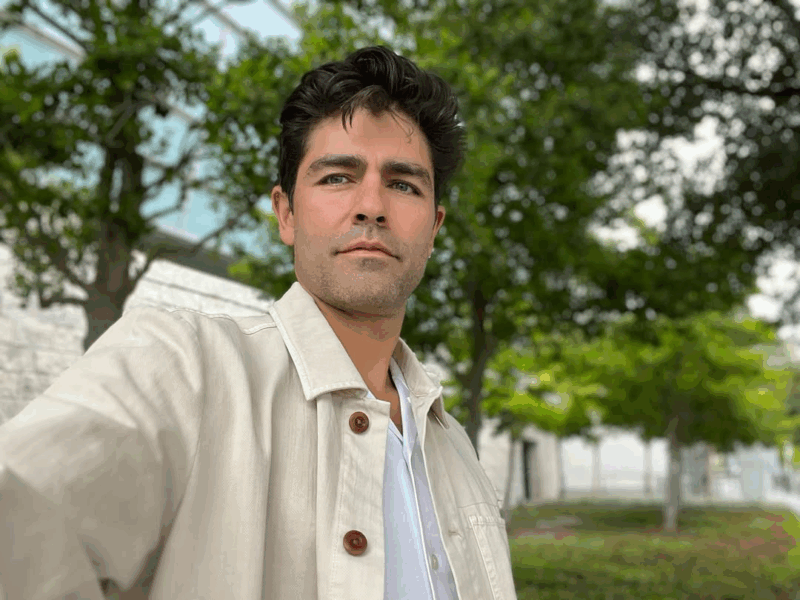 Adrián Grenier fuera de la secuela de “El Diablo Viste a la Moda”: Runway regresa sin su novio más polémico