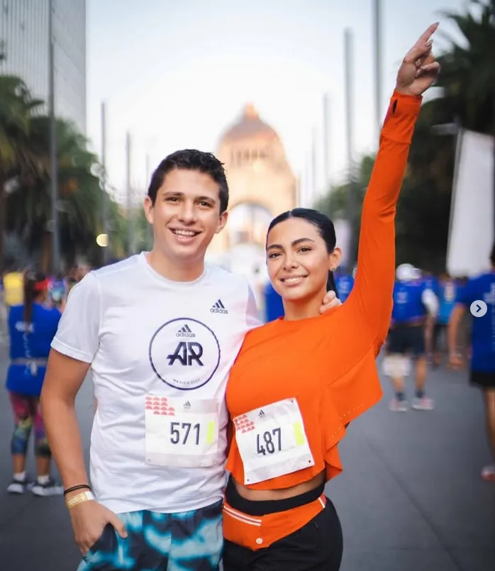 Aida Cuevas responde ante rumores que vinculan a su hija Valeria con ex CNCO -3