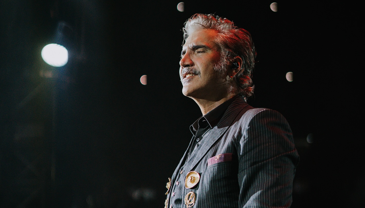 Alejandro Fernández donaciones ganancias de sus conciertos para damnificados en Texas