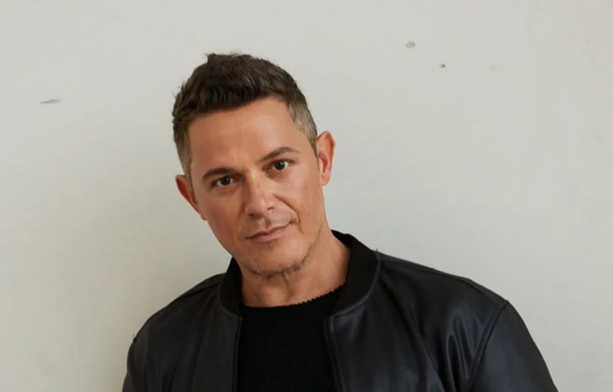 Alejandro Sanz y Manuel Turizo lanzan video de “Cómo sería”