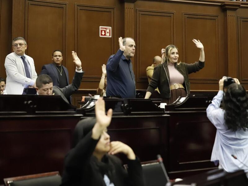 Aprueban a diez aspirantes a Fiscal General del Estado