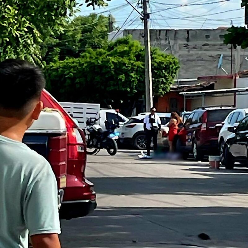 Asesinan a balazos a cortador de limón en colonia Palmira en Apatzingán
