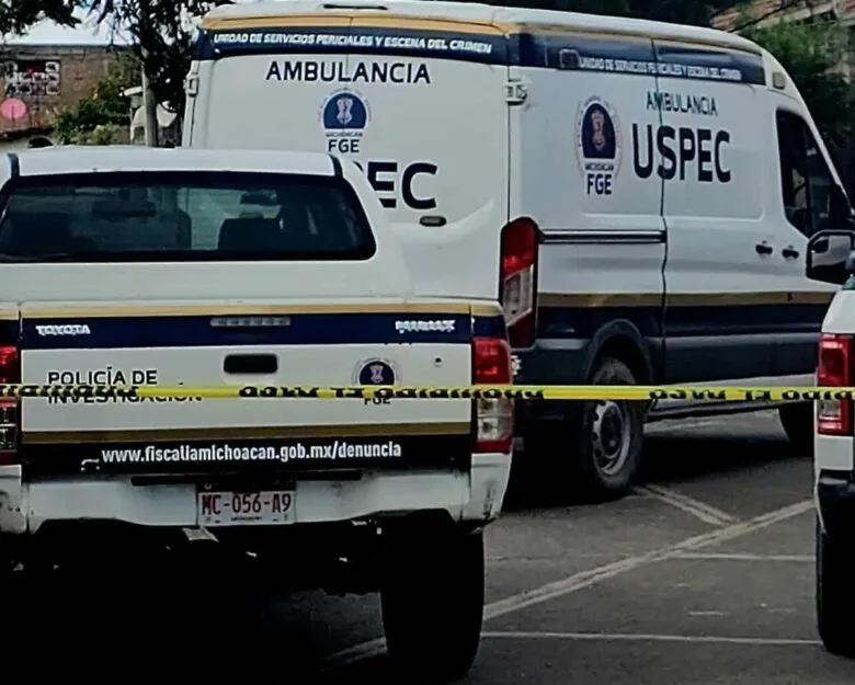 Asesinan a balazos a un hombre en el centro de Buenavista Tomatlán