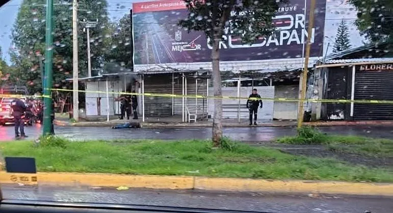 Asesinan a un transeunte en la glorieta la Quinta de Uruapan, en Michoacán 1