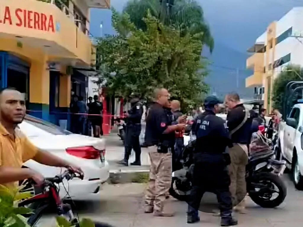 Ataque a negocio de pinturas en Uruapan