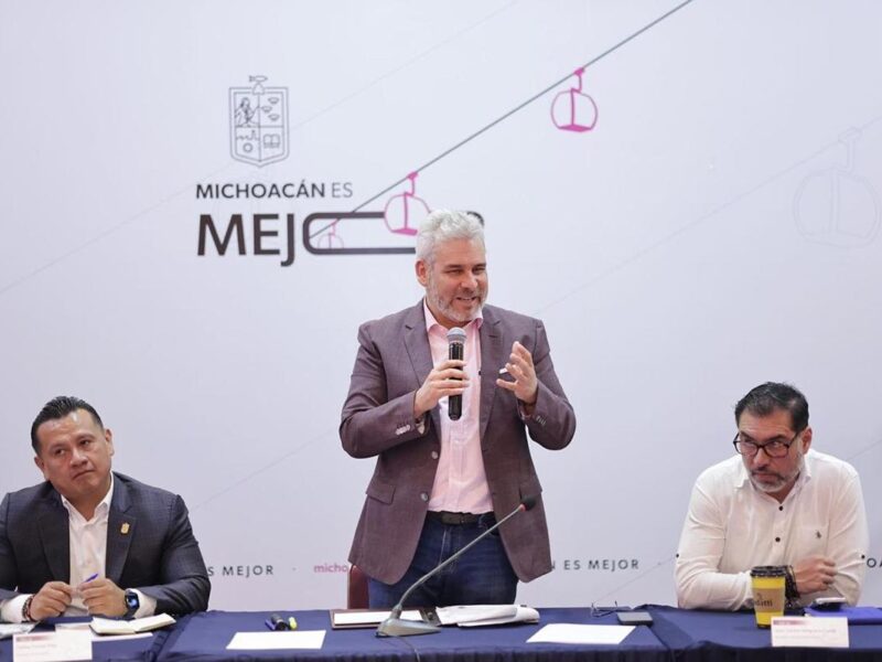 Atiende Bedolla a habitantes de 14 comunidades indígenas; acuerdan acciones inmediatas
