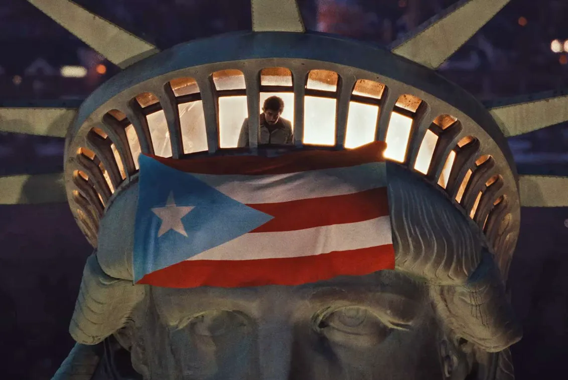 Bad Bunny alza la voz en videoclip de “NUEVAYoL” y manda fuerte mensaje sobre la migración