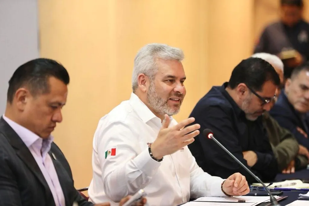 Bedolla atiende al Consejo Supremo Indígena de Michoacán 2