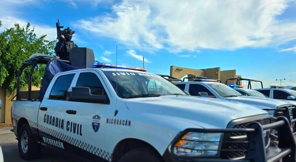 Bedolla destaca operativos de seguridad en Apatzingán-2