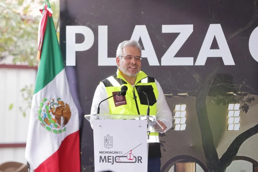 Bedolla refrenda respaldo a autogobiernos indígenas en Michoacán