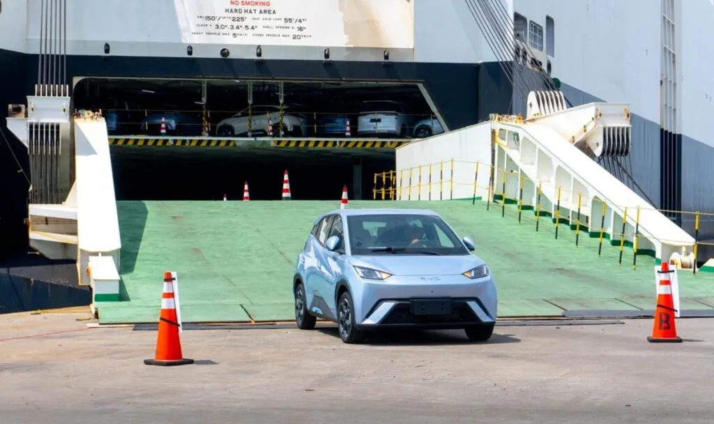 ¡BYD invade México! El histórico desembarco de autos en el buque Changzhou-1