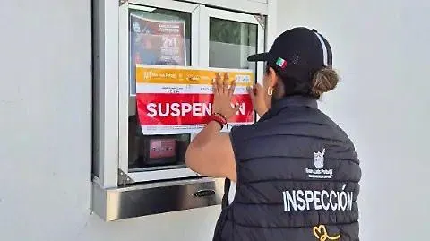 Clausuran sucursales de Domino’s en SLP tras polémica campaña publicitaria sobre baches-2
