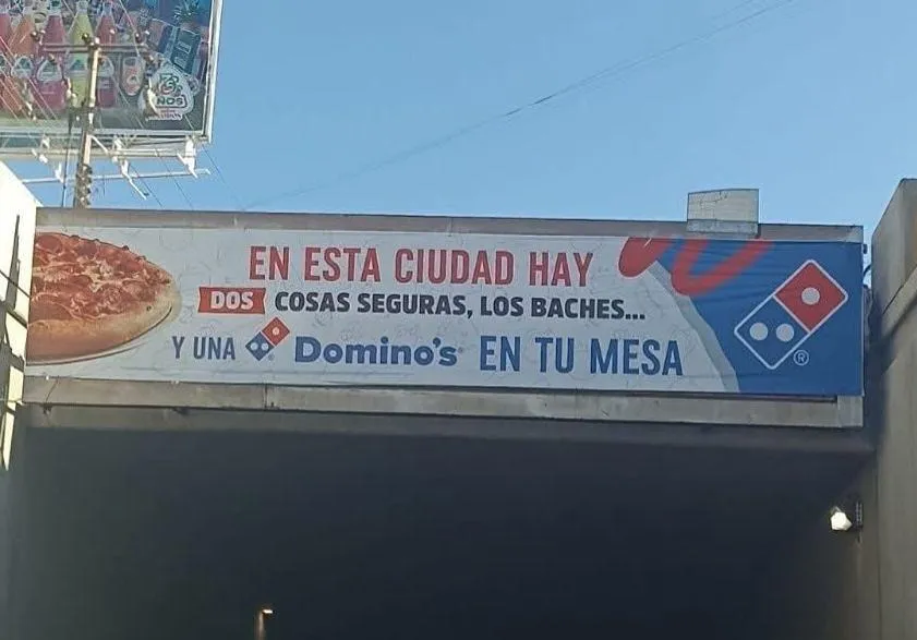 Clausuran sucursales de Domino’s en SLP tras polémica campaña publicitaria sobre baches