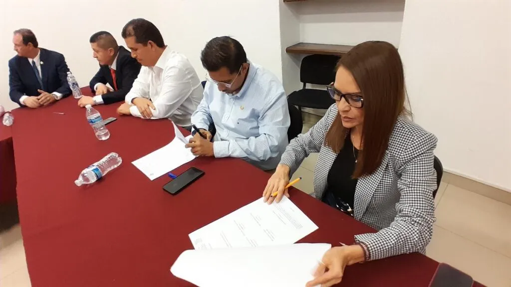 Comisiones Unidas votaron y firmaron dictamen con terna para presidencia de la CEDH-1