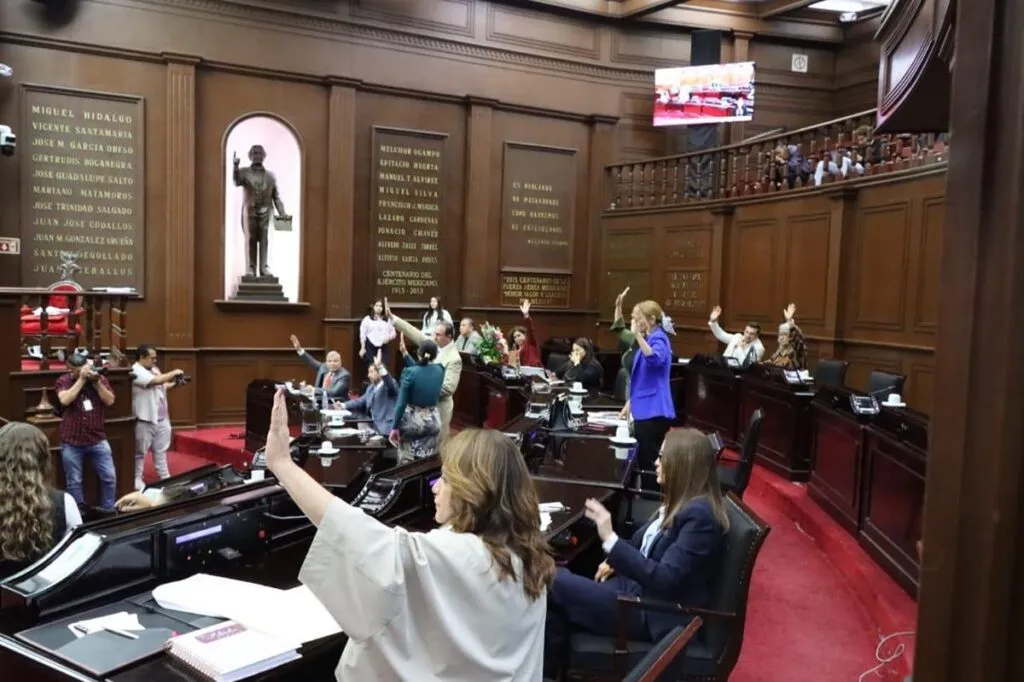 Con una productividad a la alza, cierra 76 Legislatura su primer año de actividades-1