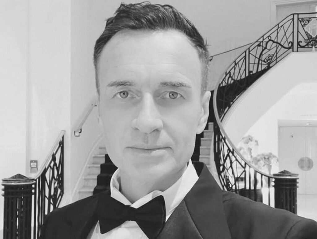 Confirman que el actor Julian McMahon falleció por metástasis pulmonar