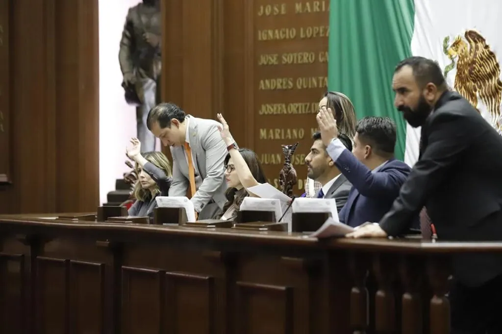 Congreso de Michoacán aprueba reformas para proteger a adultos mayores