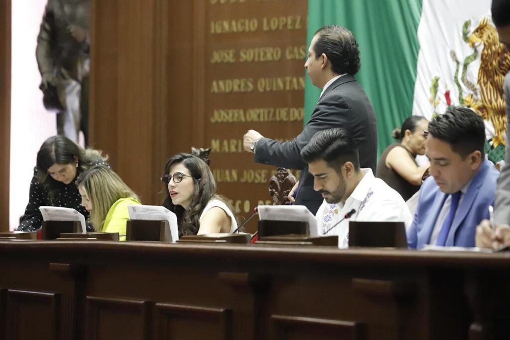 Congreso del Estado de Michoacán por la erradicación de la violencia escolar