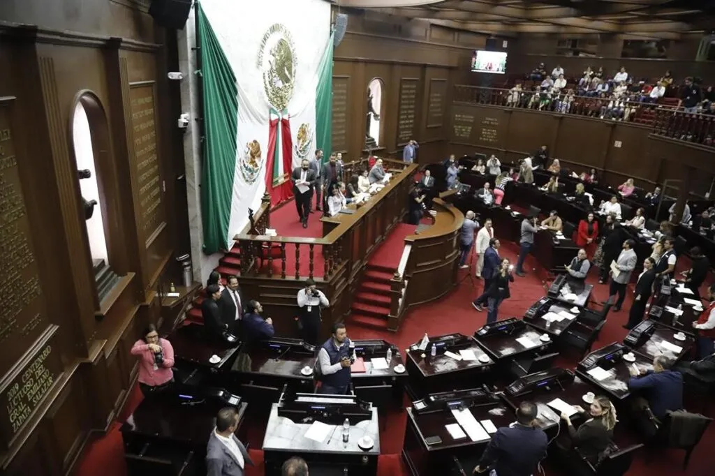 Congreso emite convocatoria a Presea Constitución de 1814