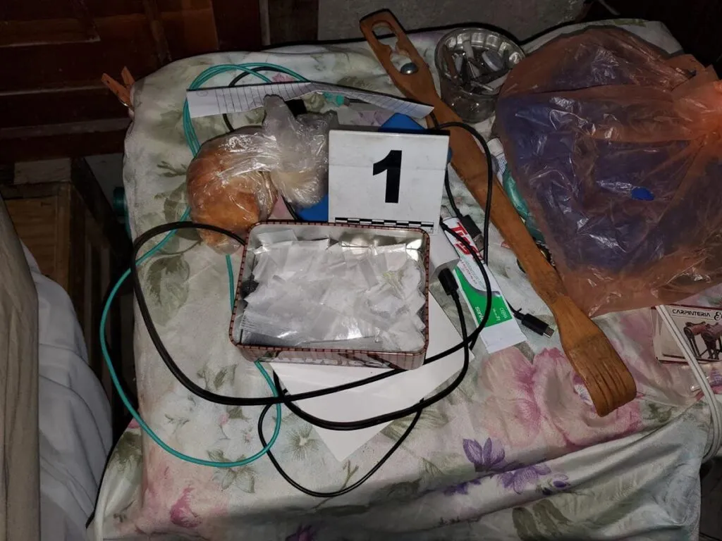 Decomisan más de mil 900 dosis de metanfetamina en Morelia tras cateo