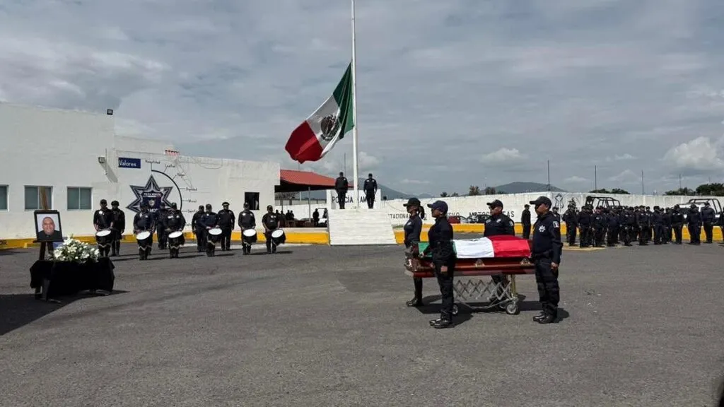 Despiden a Miguel Ángel, policía caído en Zamora-3