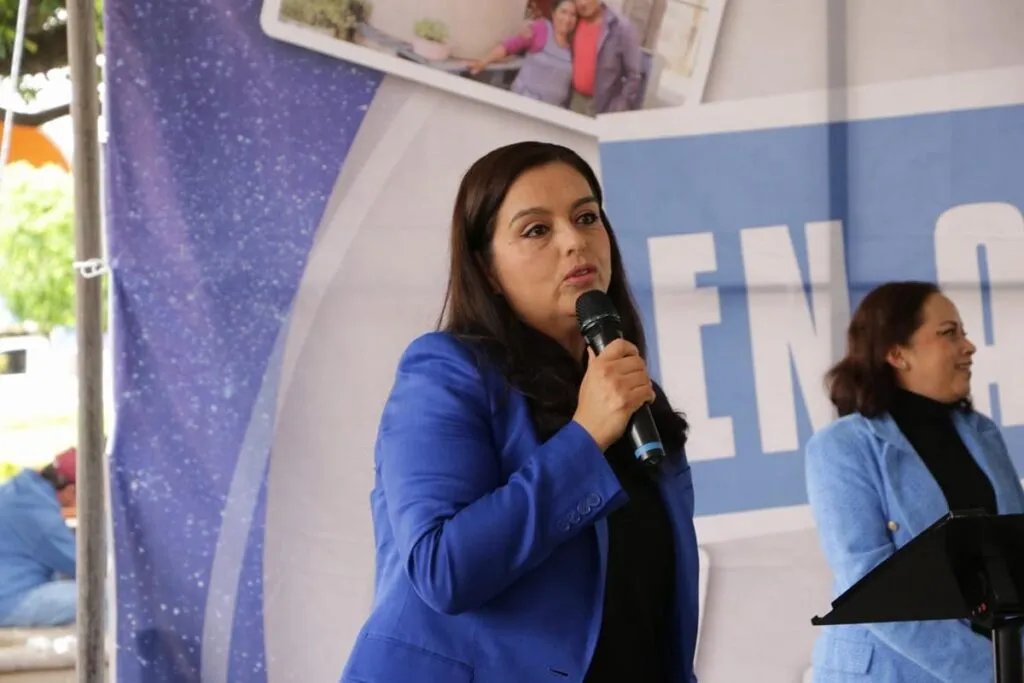 Diputada Tere Herrera entrega apoyos para vivienda digna en Hidalgo-1