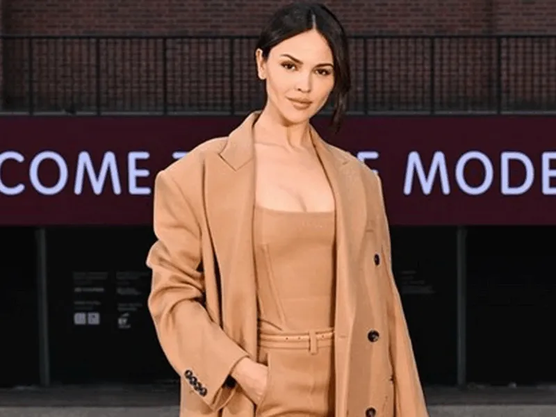 Eiza González se une a la tendencia del tema “Yukon” de Justin Bieber y le piden que retome la música