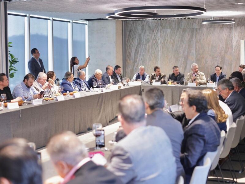 Empresarios, interesados en promover inversión en Polo de Desarrollo Morelia: Bedolla