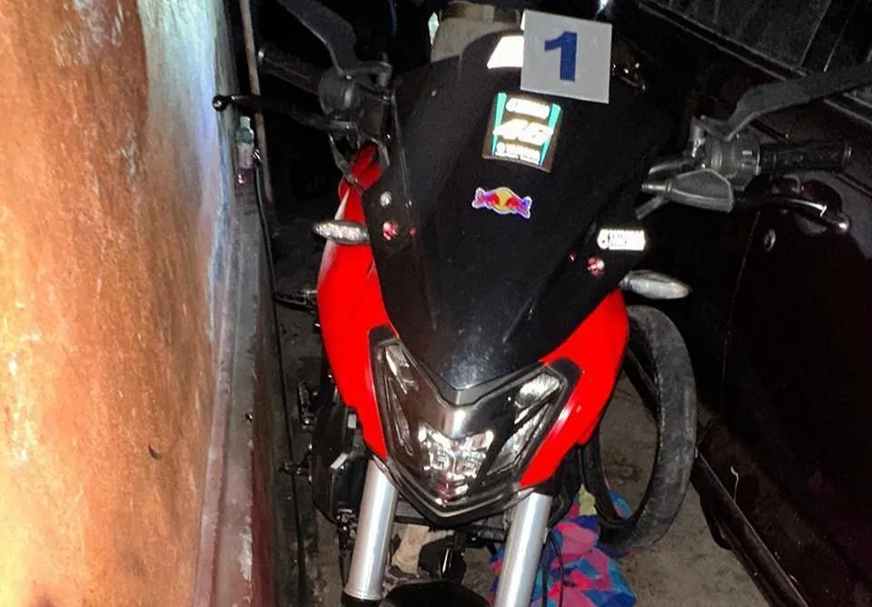 En Morelia asegura FGE cuatro motocicletas con reporte de robo