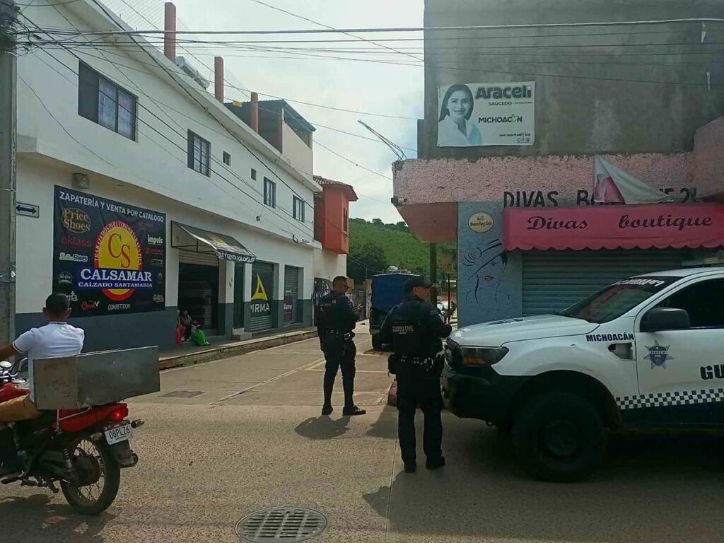 Enfrentamiento armado Entre Grupos Delictivos en Zinapécuaro, Michoacán 1