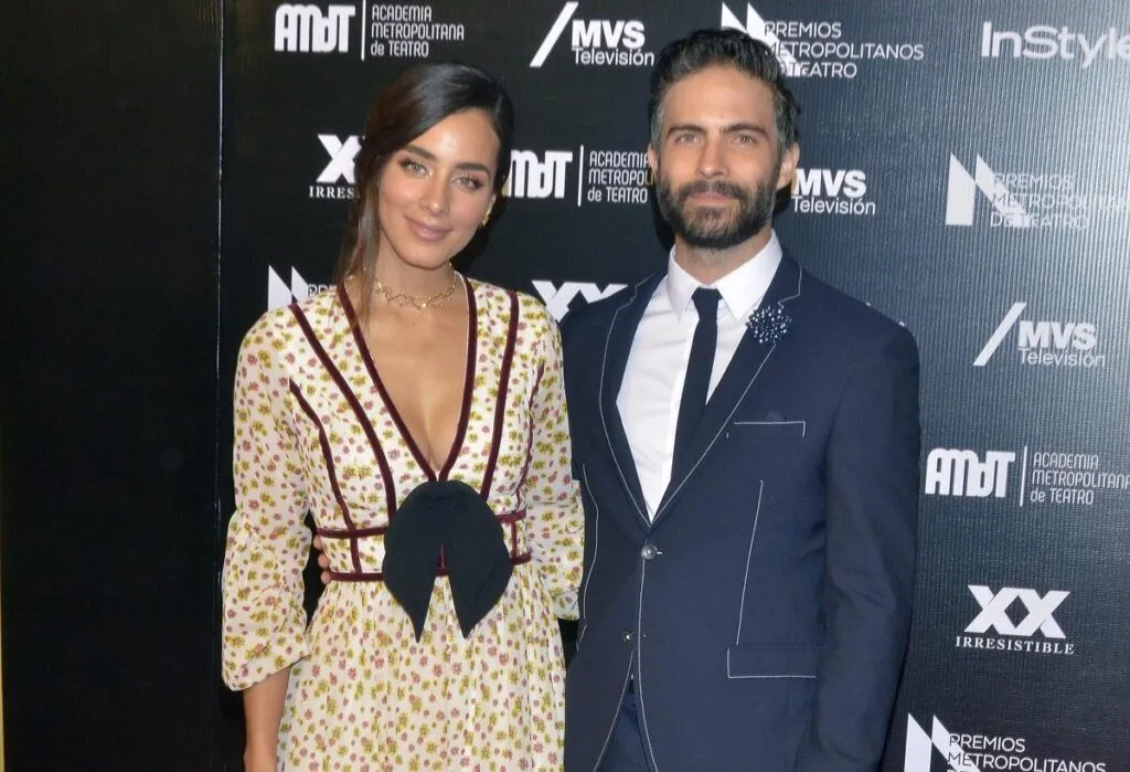 Esmeralda Pimentel sorprende con romántica imagen junto a Osvaldo Benavides… ¿La tercera es la vencida?