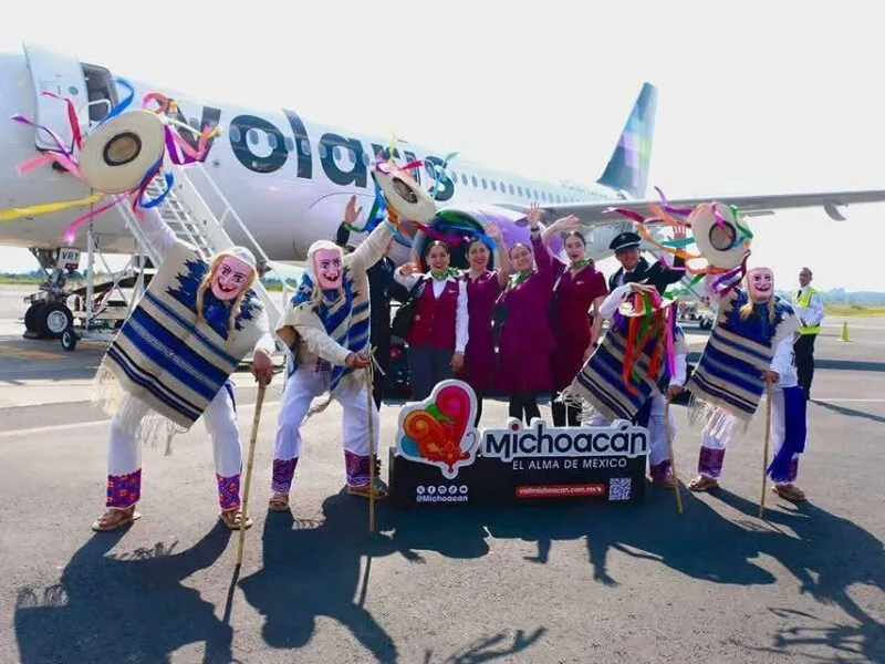 Este verano lánzate a Ixtapa en avión saliendo de Morelia