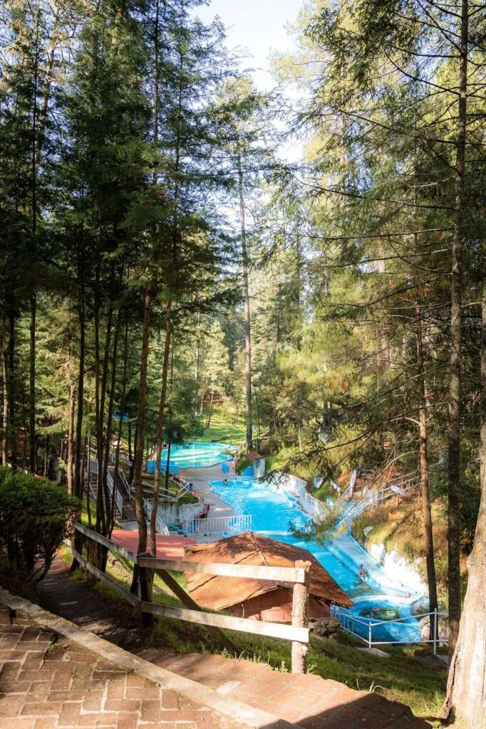 Este verano sumérgete en la belleza natural de Rancho Viejo Los Azufres
