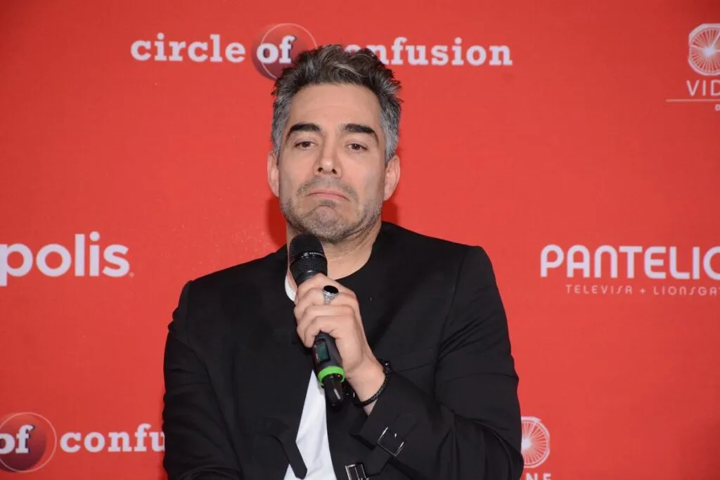 Eugenio Derbez y Omar Chaparro en el ojo del huracán tras ser señalados de plagio