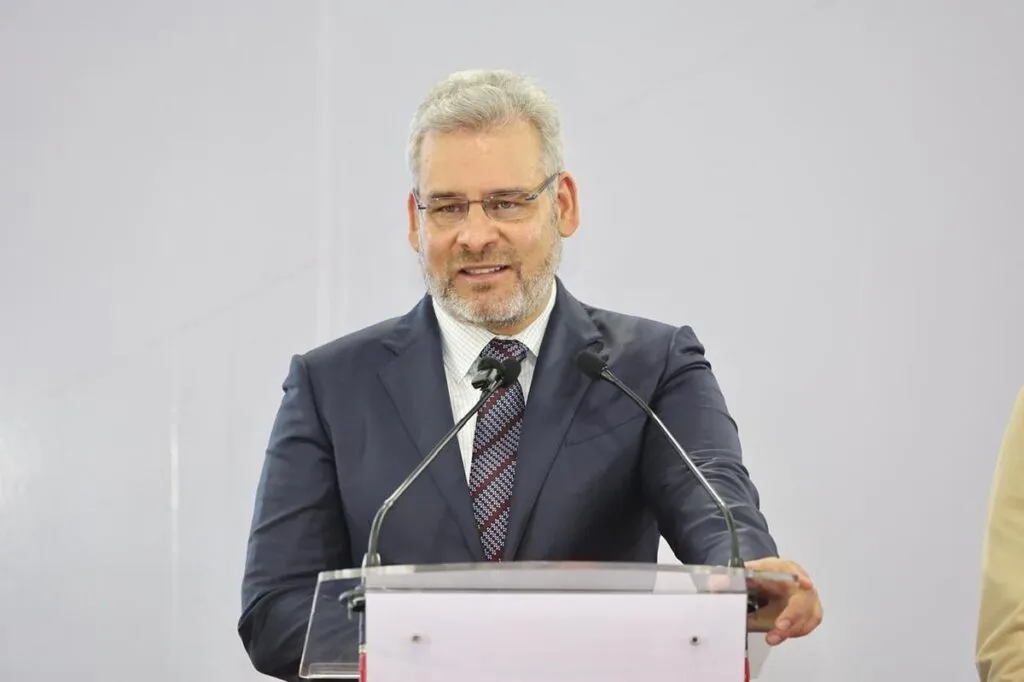 Felicita Bedolla a Torres Piña por nombramiento como fiscal de Michoacán