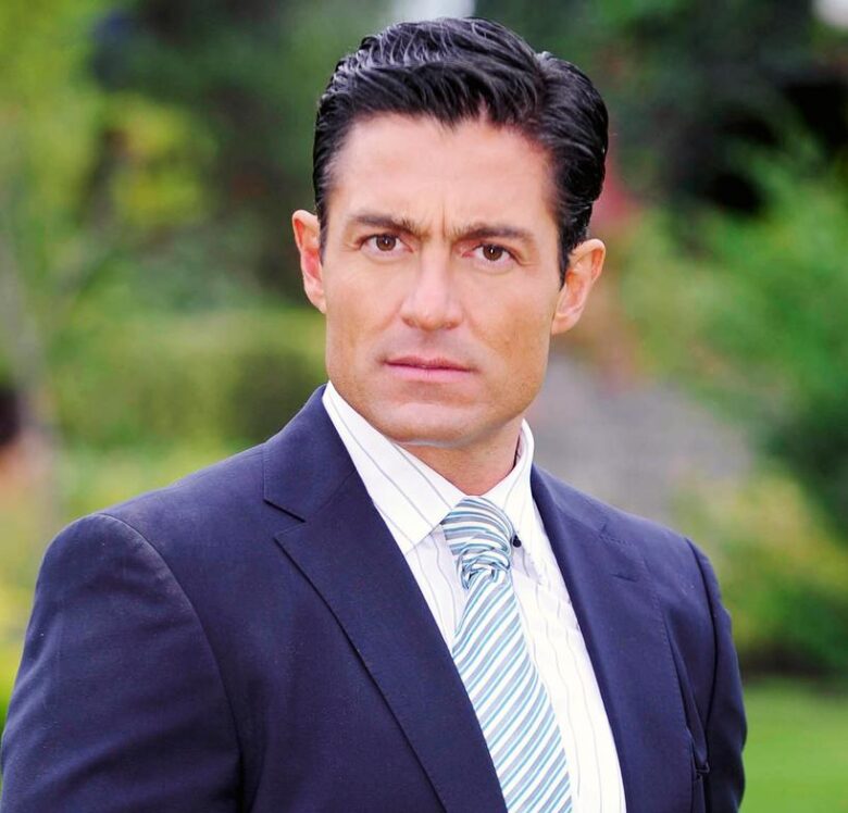 Fernando Colunga defiende el valor de la familia y responde a comentario de Livia Brito sobre su edad