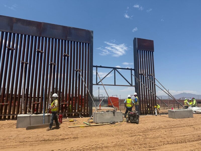 Gobierno de EU comienza construcción de muro secundario en la frontera con México
