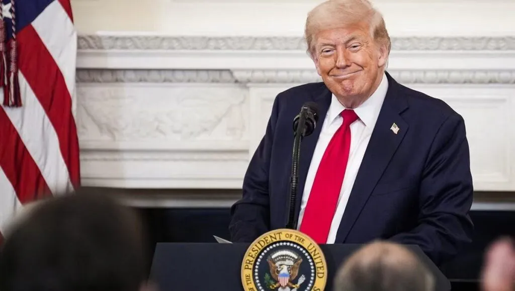 Gobierno de Trump aterroriza a niños; envía cartas de deportación