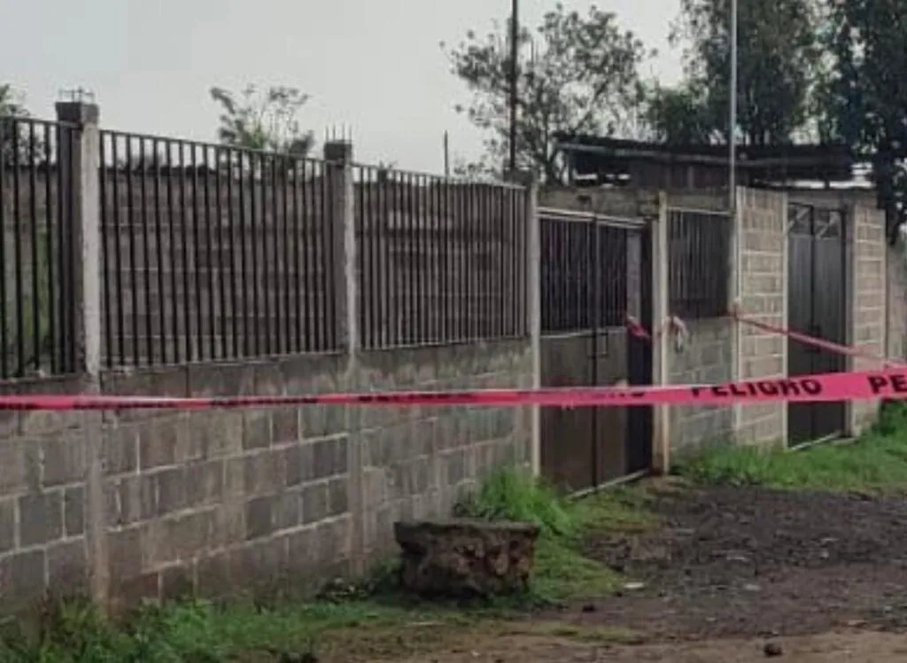Hallan 2 cadáveres en fraccionamiento de Pátzcuaro