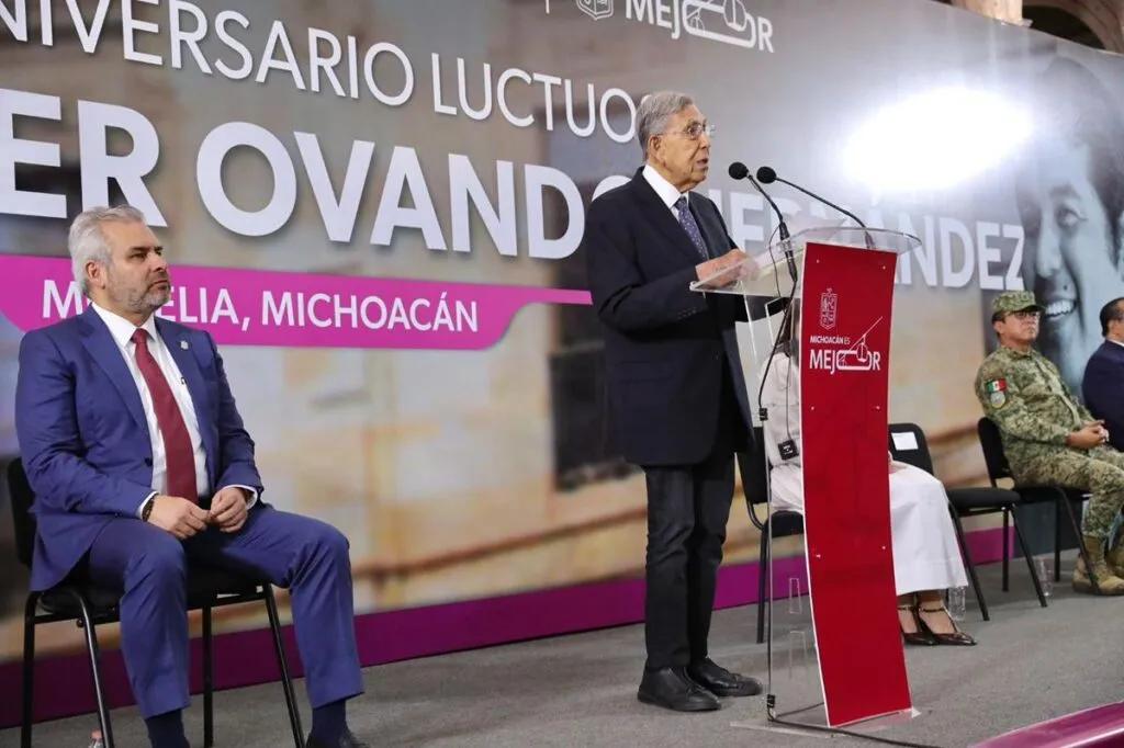 Honra Bedolla memoria de Francisco Xavier Ovando; lucha social dejó sociedad más democrática-3