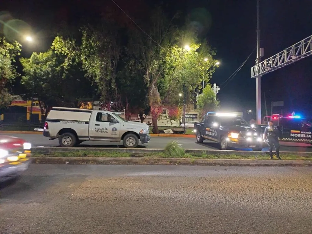 Identifican a motococlista fallecido en accidente en libramitno de Morelia