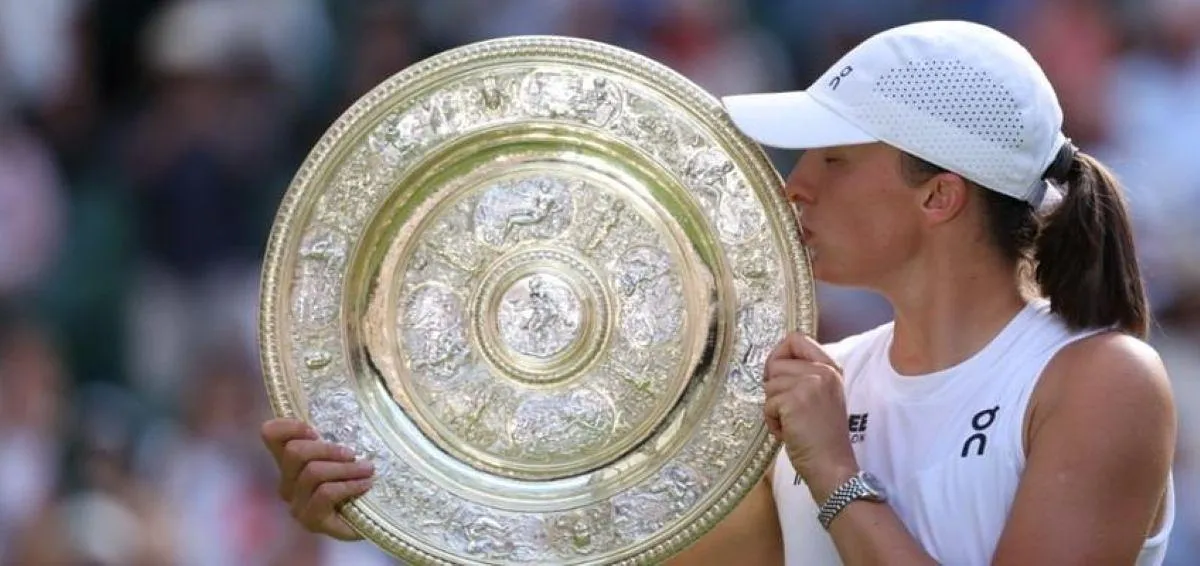 Iga Swiatek, conquista por vez primera Wimbledon
