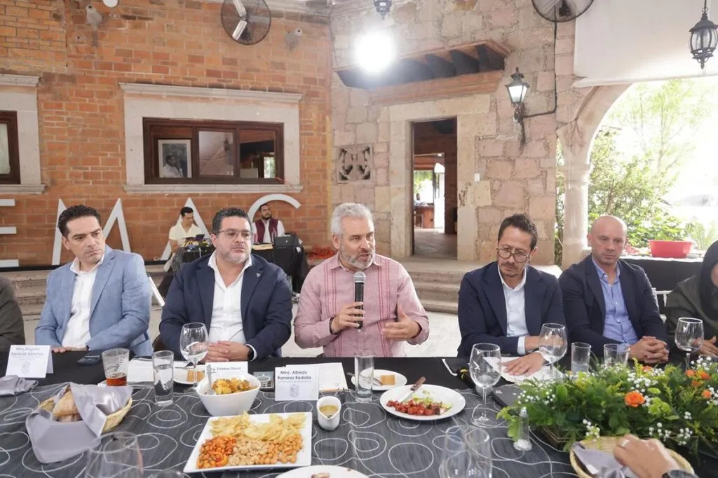 Industriales y Gobierno de Michoacán impulsarán el Parque Bajío en Morelia