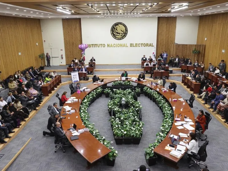 INE propone 'mini' multa a ganadores de la elección judicial por acordeones digitales