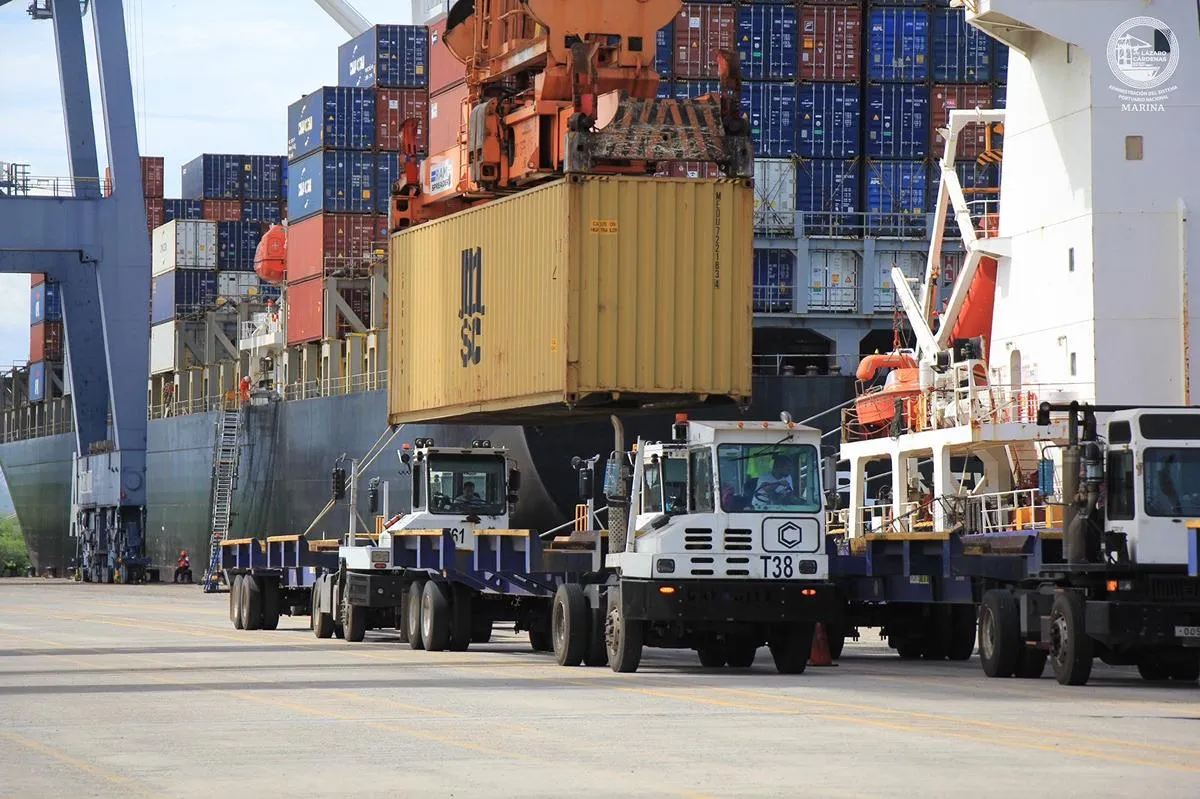 Inversión histórica en Puerto Lázaro Cárdenas detona desarrollo industrial: Sedeco