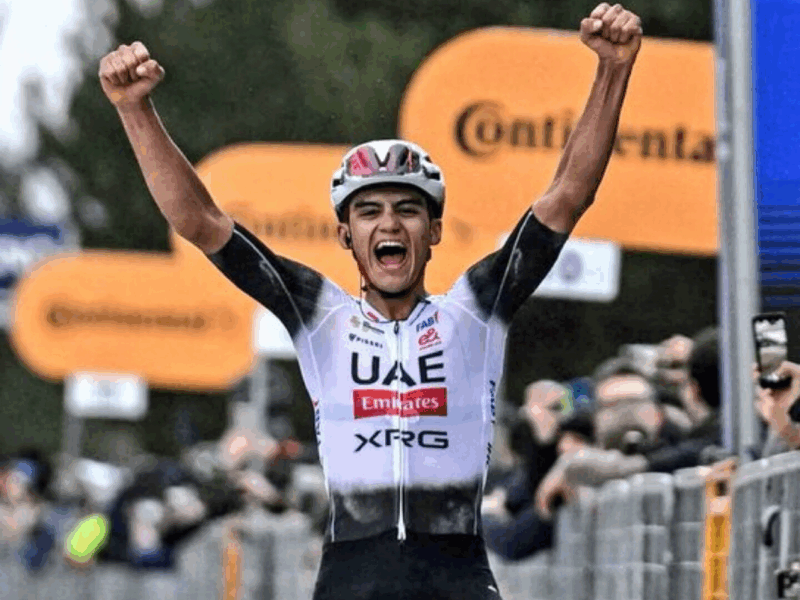 Isaac del Toro gana en Austria y acaricia el liderato general